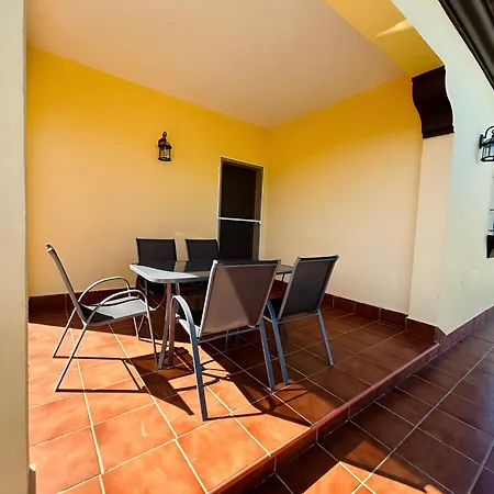 Piscina Privada Urbanizacion Roche Viejo בית נופש קוניל דה לה פרונטרה