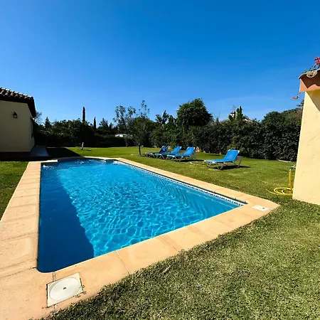 בית נופש Piscina Privada Urbanizacion Roche Viejo